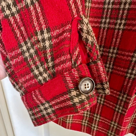 Requirements - Vintage Adorable Red Plaid Shacket - Brand new condition! - Picture 4 of 6